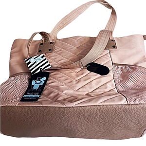 🆕 Cynthia Rowley Pink Travel Bag with Free bag inside including